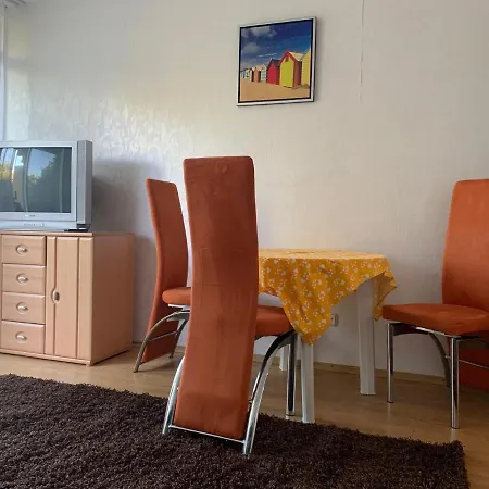 Green Holiday Apartman