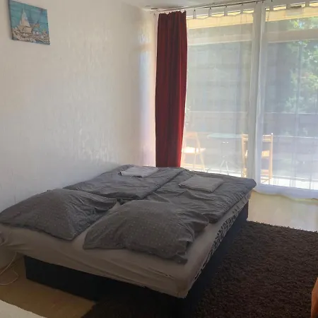 Green Holiday Apartman 公寓 巴拉顿菲赖德